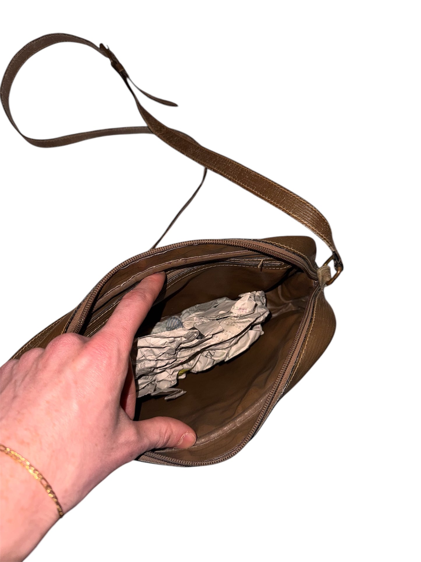 Fendi Bag (Zipper broken)